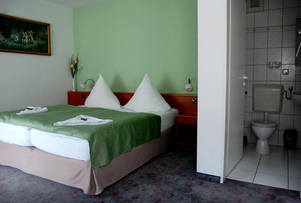 Hotel Am Markt Eckartsberga Extérieur photo