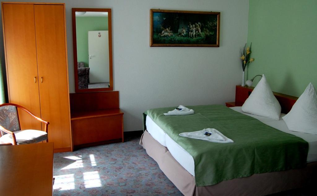Hotel Am Markt Eckartsberga Extérieur photo