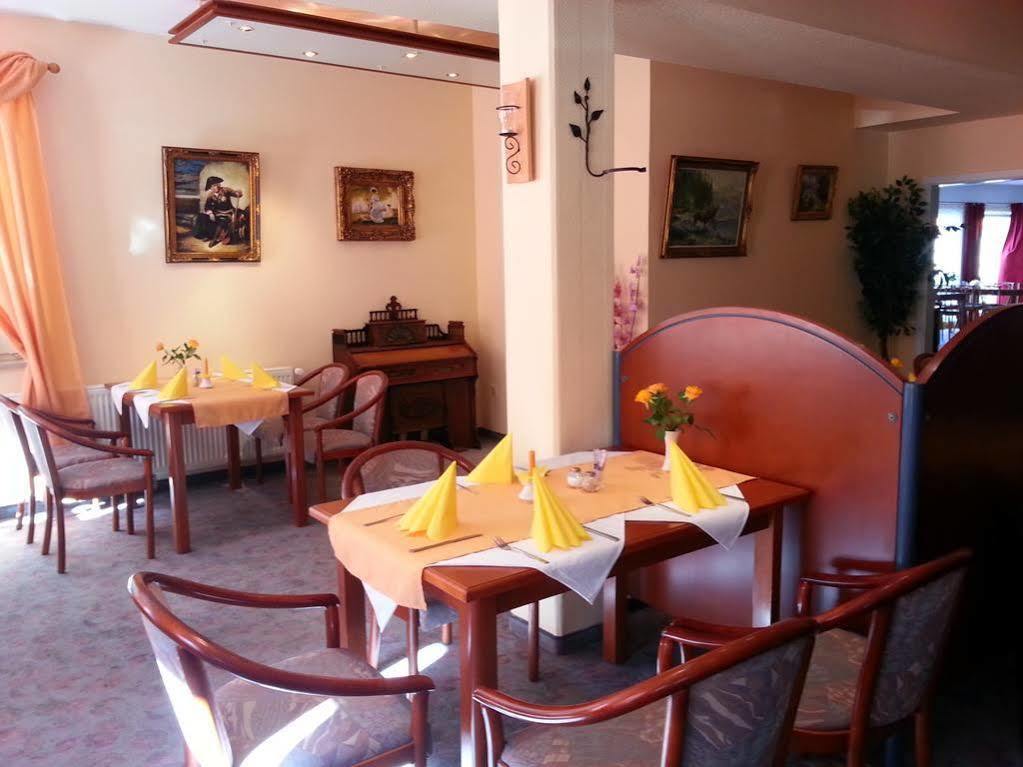 Hotel Am Markt Eckartsberga Extérieur photo