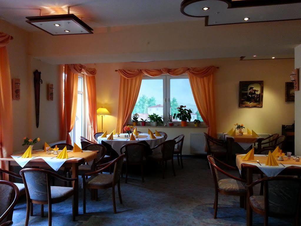 Hotel Am Markt Eckartsberga Extérieur photo